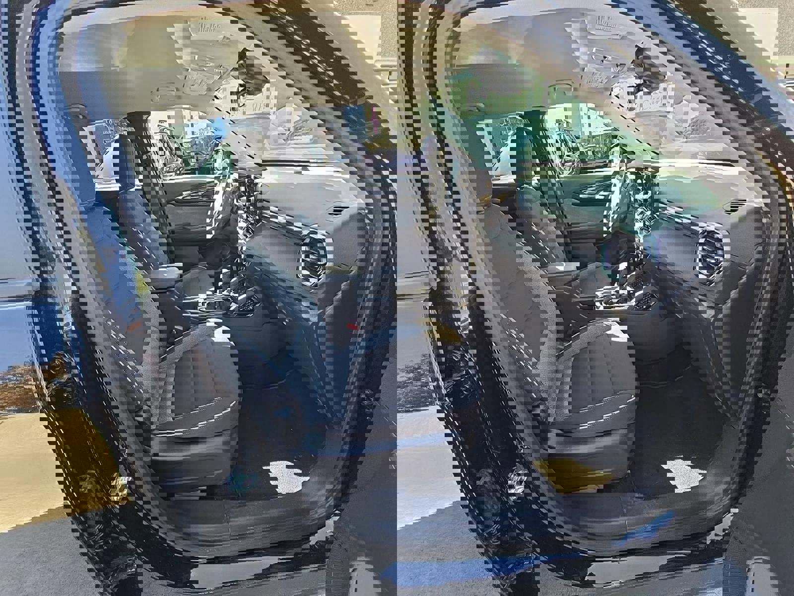 Used 2025 Chevrolet TrailBlazer LT image 8