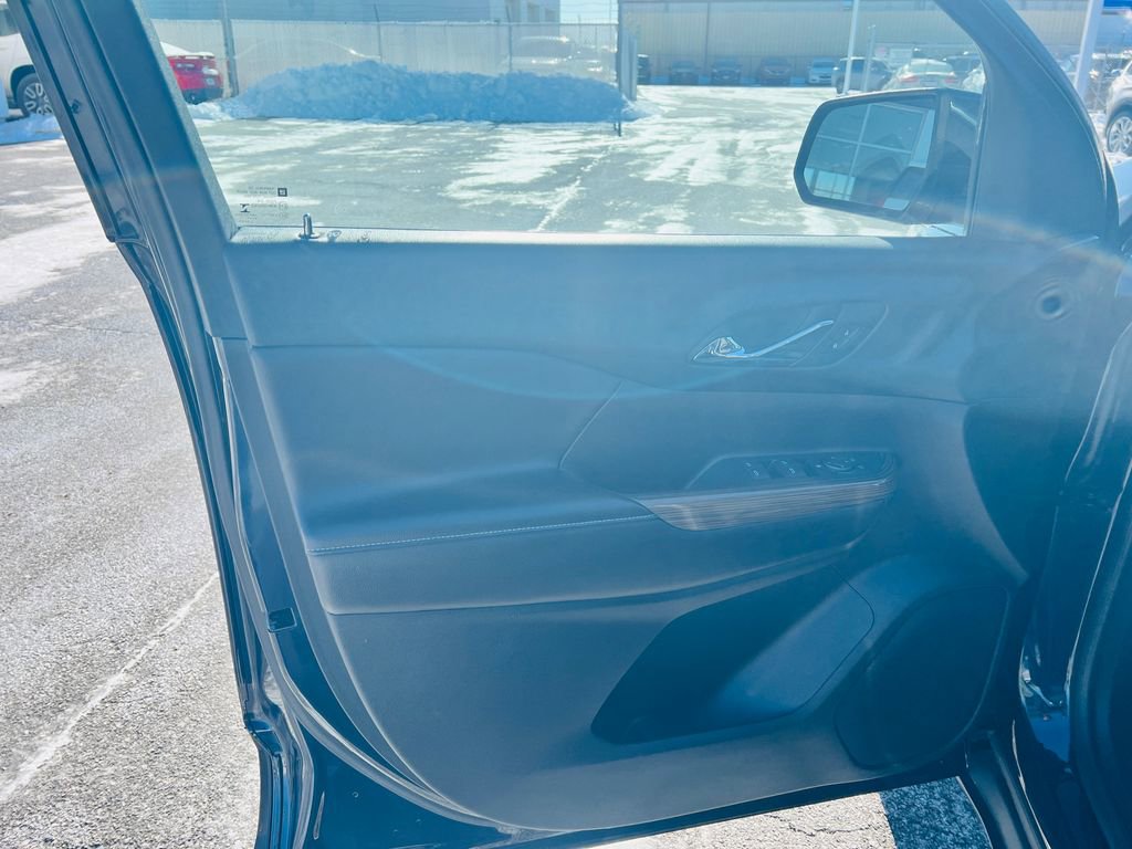 Used 2017 GMC Acadia SLE image 14