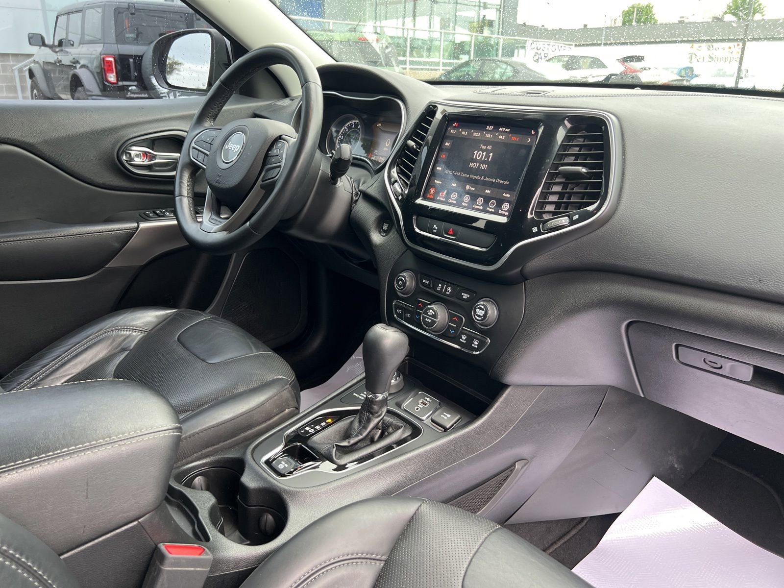 Used 2019 Jeep Cherokee Limited AWD/4WD image 55