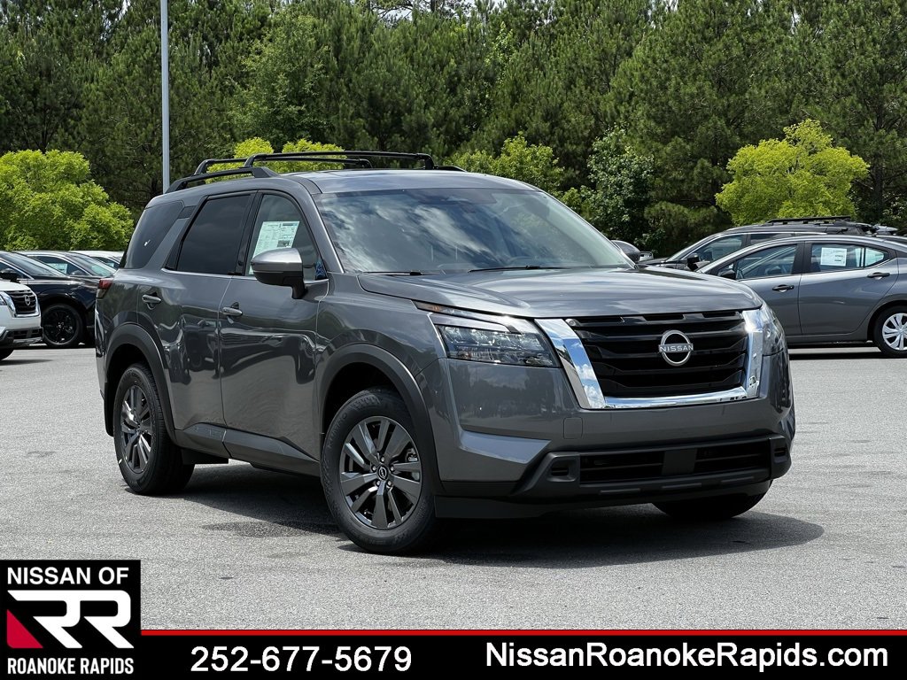 New 2025 Nissan Pathfinder SV image 1