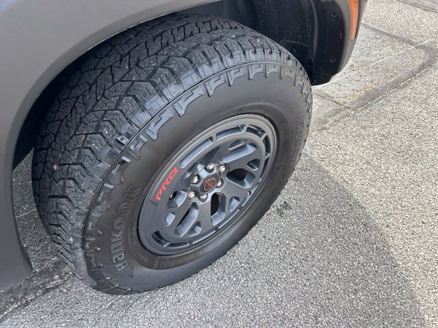 Used 2026 Nissan Frontier PRO-4X AWD/4WD image 21