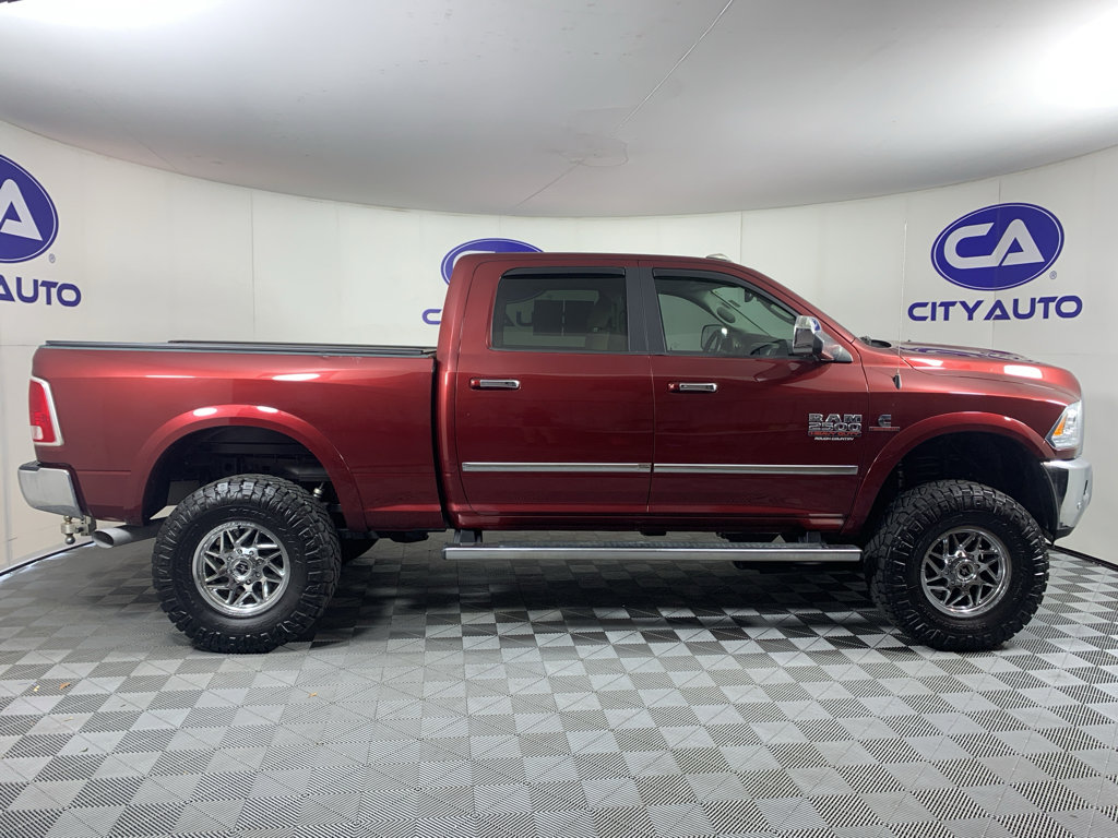 Used 2018 RAM 2500 Laramie AWD/4WD image 2