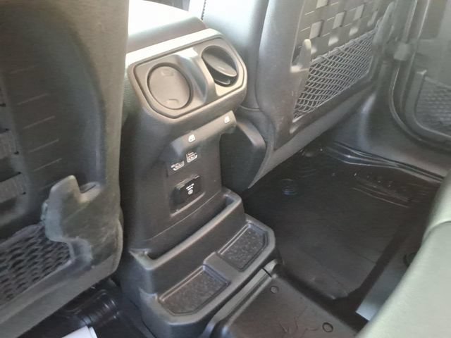 Used 2022 Jeep Wrangler Unlimited Rubicon w/ Steel Bumper Group AWD/4WD image 8