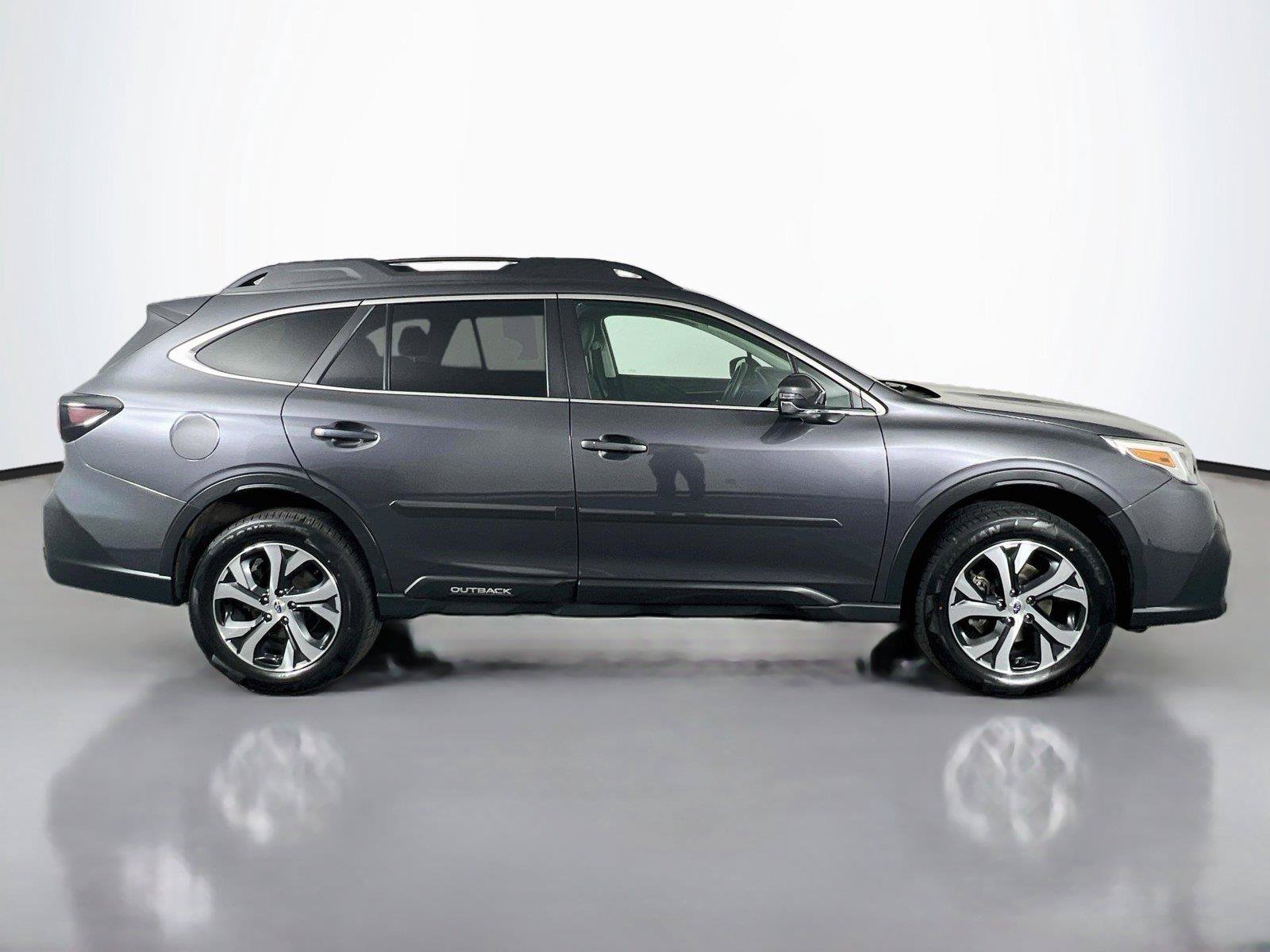 Used 2022 Subaru Outback Limited AWD/4WD image 7