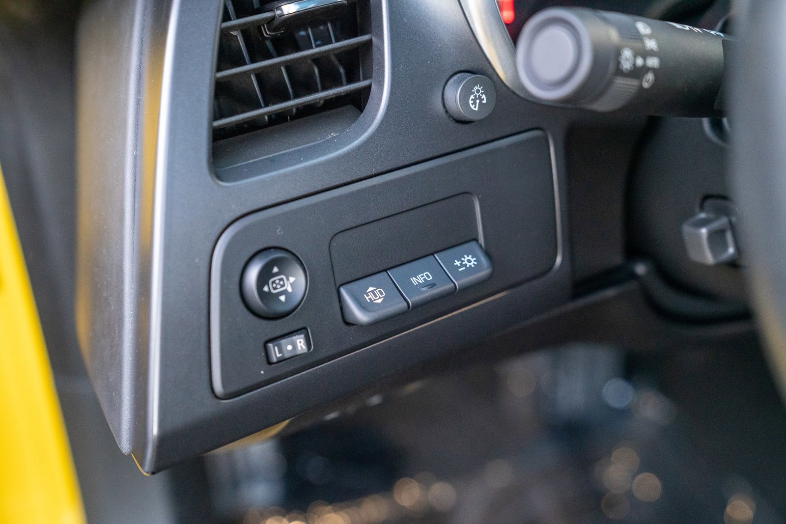 Used 2015 Chevrolet Corvette Stingray Coupe w/ 3LT Preferred Equipment Group image 13