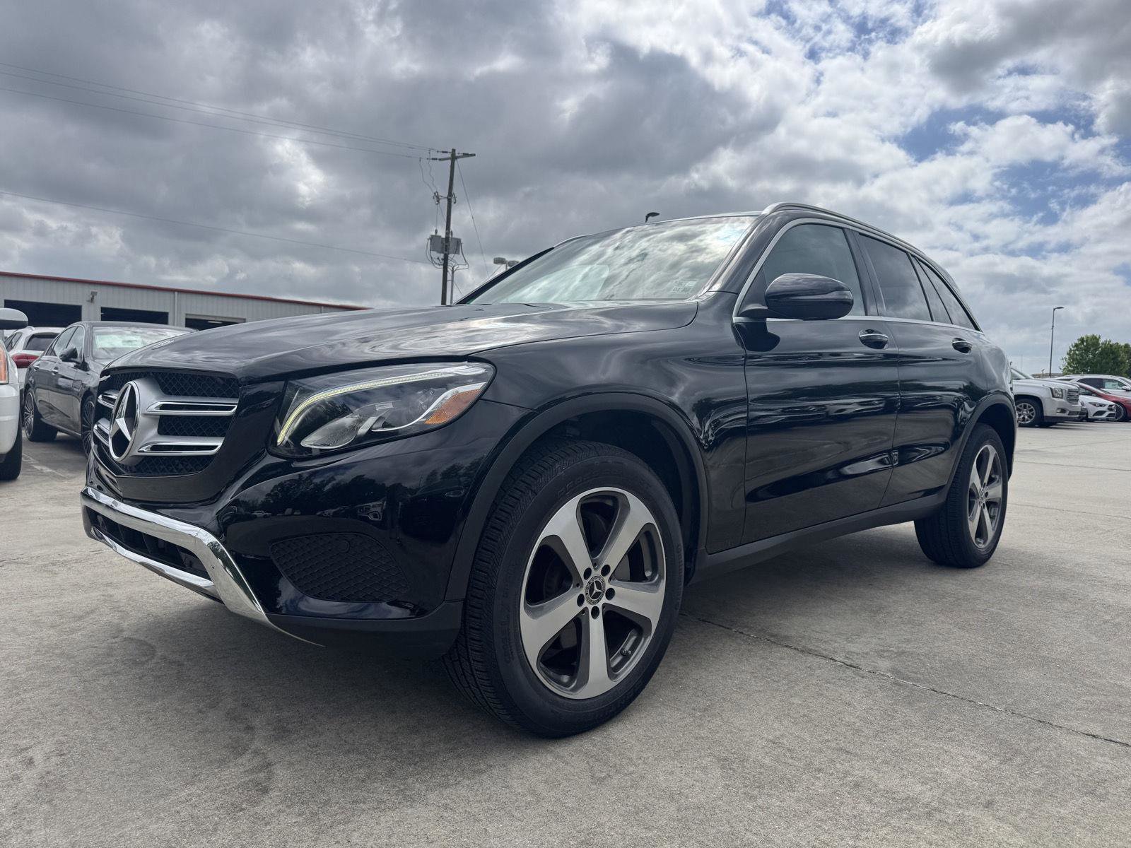 Used 2019 Mercedes-Benz GLC 300 image 3