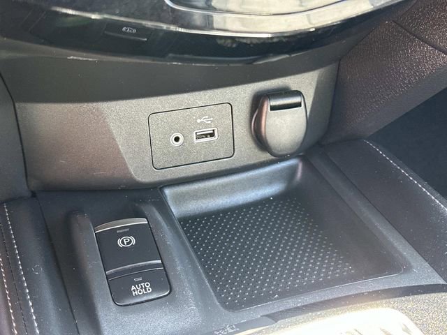 Used 2019 Nissan Rogue SL w/ Premium Package image 24