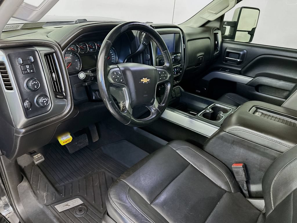 Used 2019 Chevrolet Silverado 2500 LTZ w/ Duramax Plus Package AWD/4WD image 30