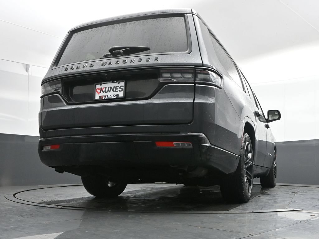 Used 2024 Jeep Grand Wagoneer L Series II w/ Quick Order Packagew 28T AWD/4WD image 43