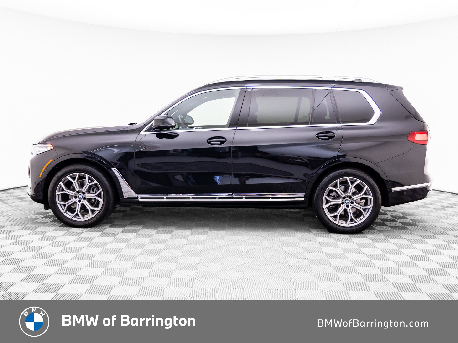Used 2022 BMW X7 xDrive40i w/ Executive Package AWD/4WD image 2
