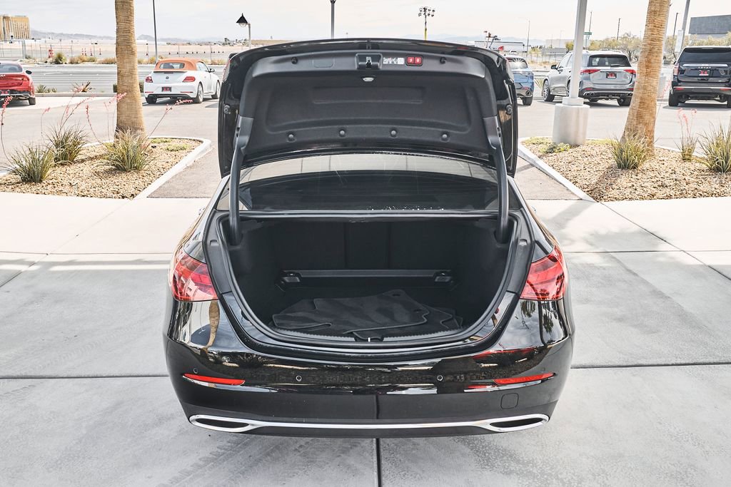 Used 2025 Mercedes-Benz C 300 4MATIC Sedan image 8