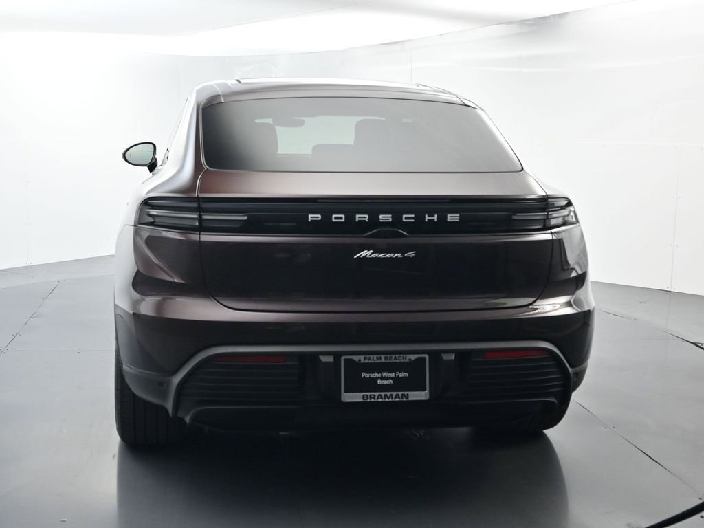 Certified 2025 Porsche Macan 4 Electric image 13