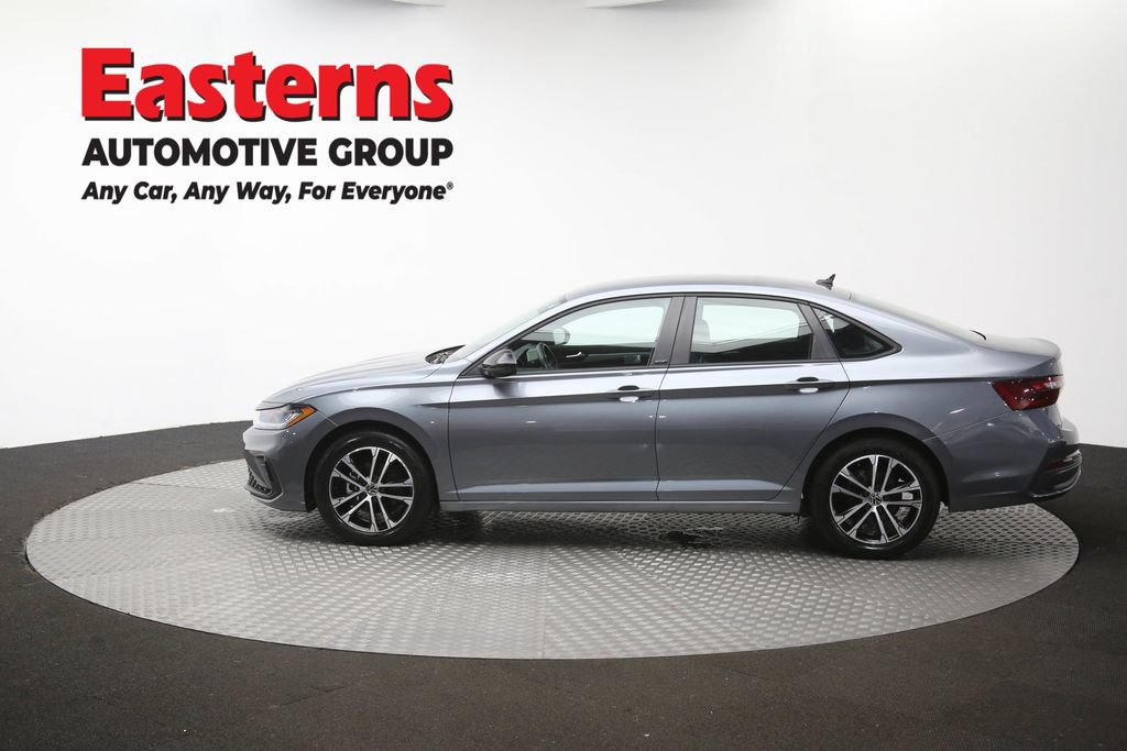 Used 2025 Volkswagen Jetta Sport FWD image 60