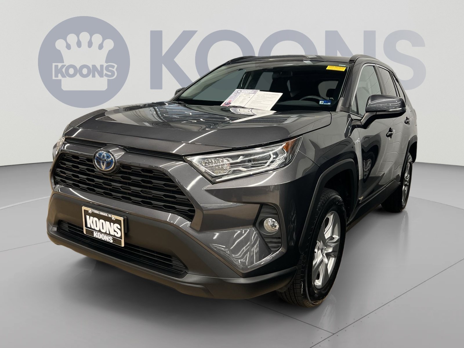 Used 2019 Toyota RAV4 XLE w/ Carpet Mat Package AWD/4WD image 1