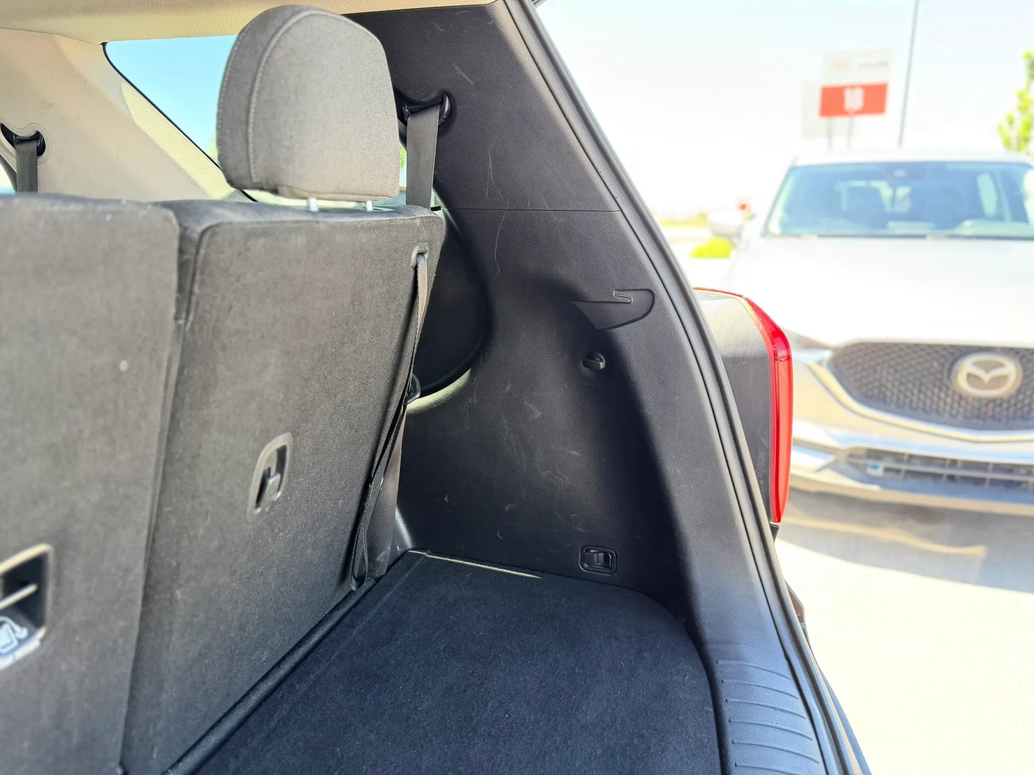 Used 2022 Hyundai Palisade SE AWD/4WD image 15