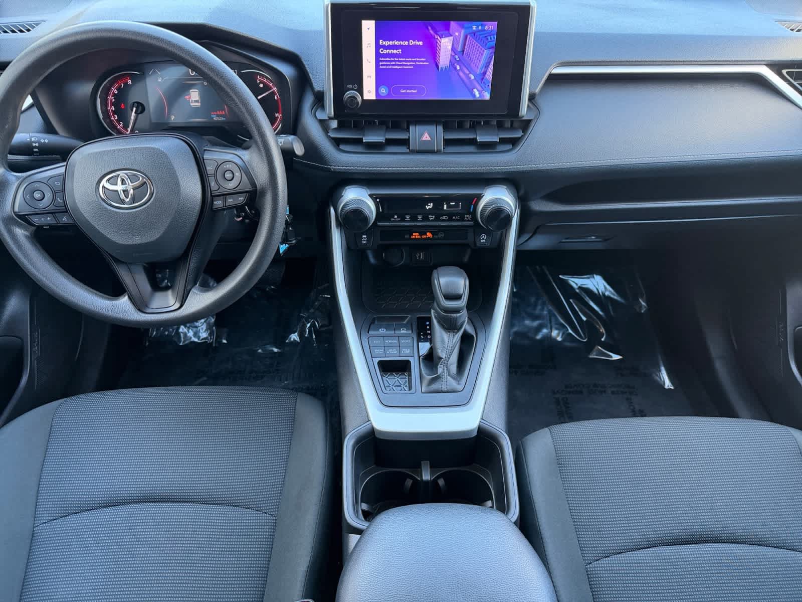 Used 2024 Toyota RAV4 LE AWD/4WD image 6