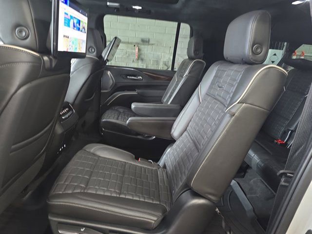 Certified 2023 Cadillac Escalade ESV Sport Platinum image 15