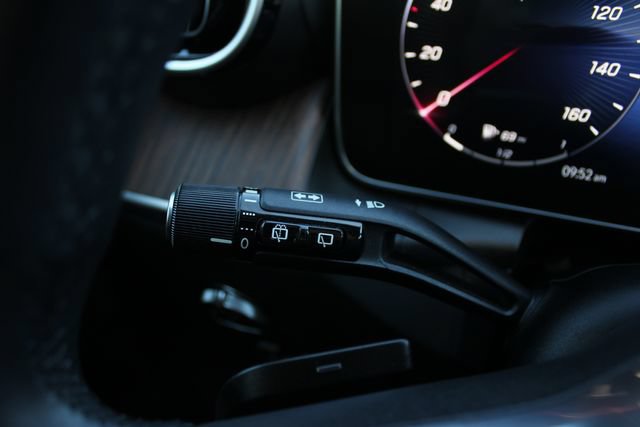 Certified 2024 Mercedes-Benz GLC 300 4MATIC image 7
