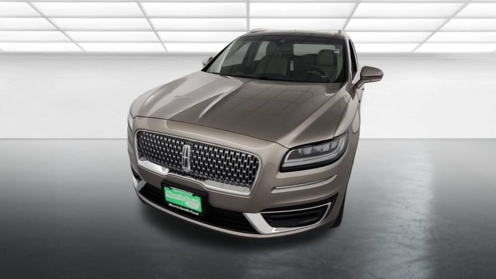 Used 2019 Lincoln Nautilus Reserve w/ Cargo Utility Package AWD/4WD image 2