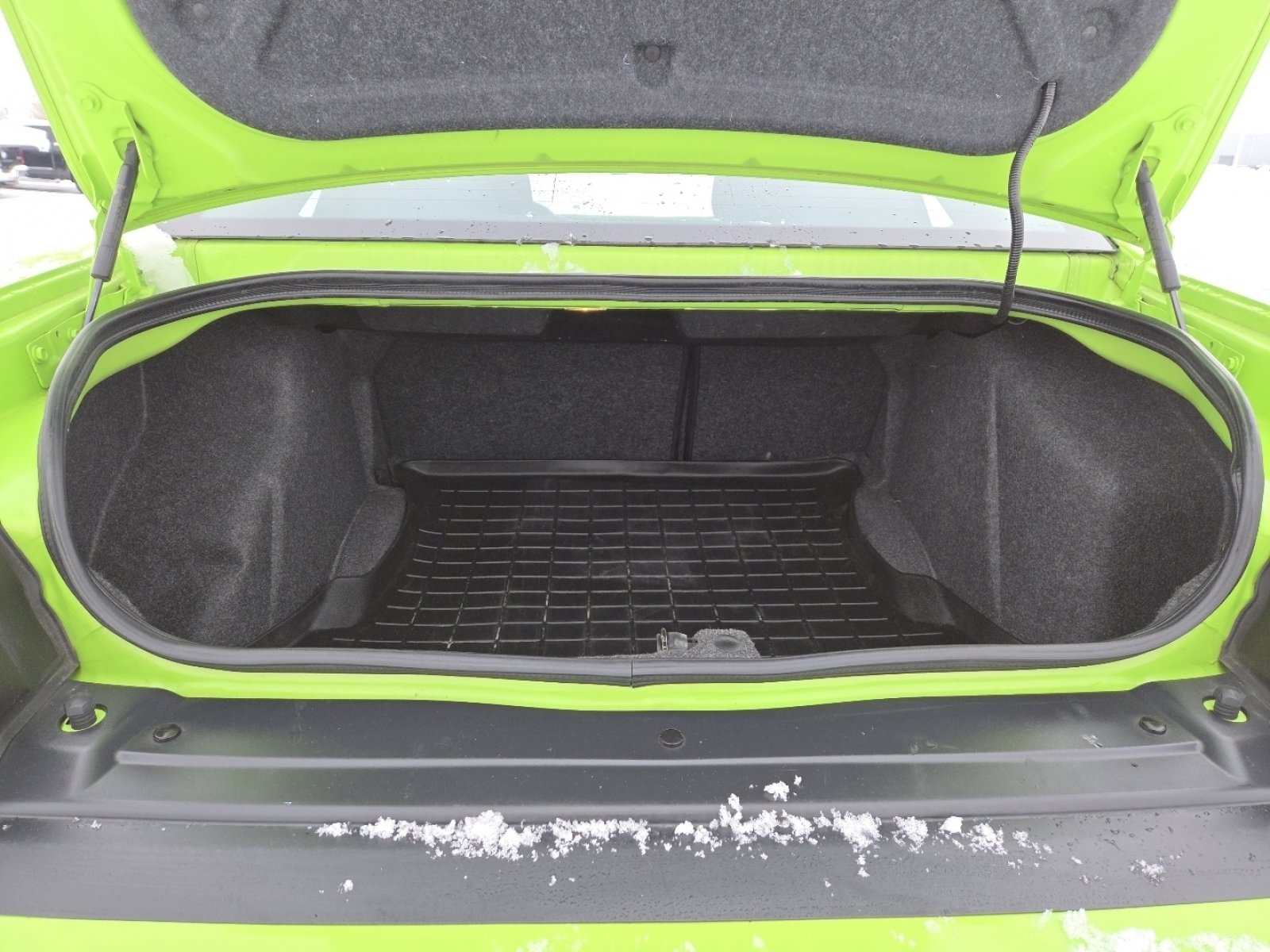 Used 2019 Dodge Challenger SXT w/ Blacktop Package image 18