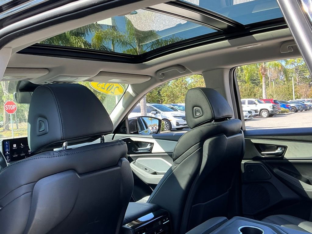 Used 2025 Acura MDX FWD image 21
