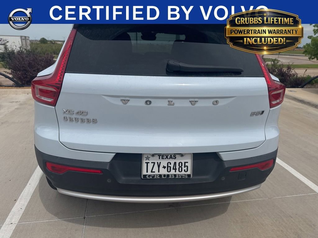 Used 2024 Volvo XC40 B5 Core AWD/4WD image 6