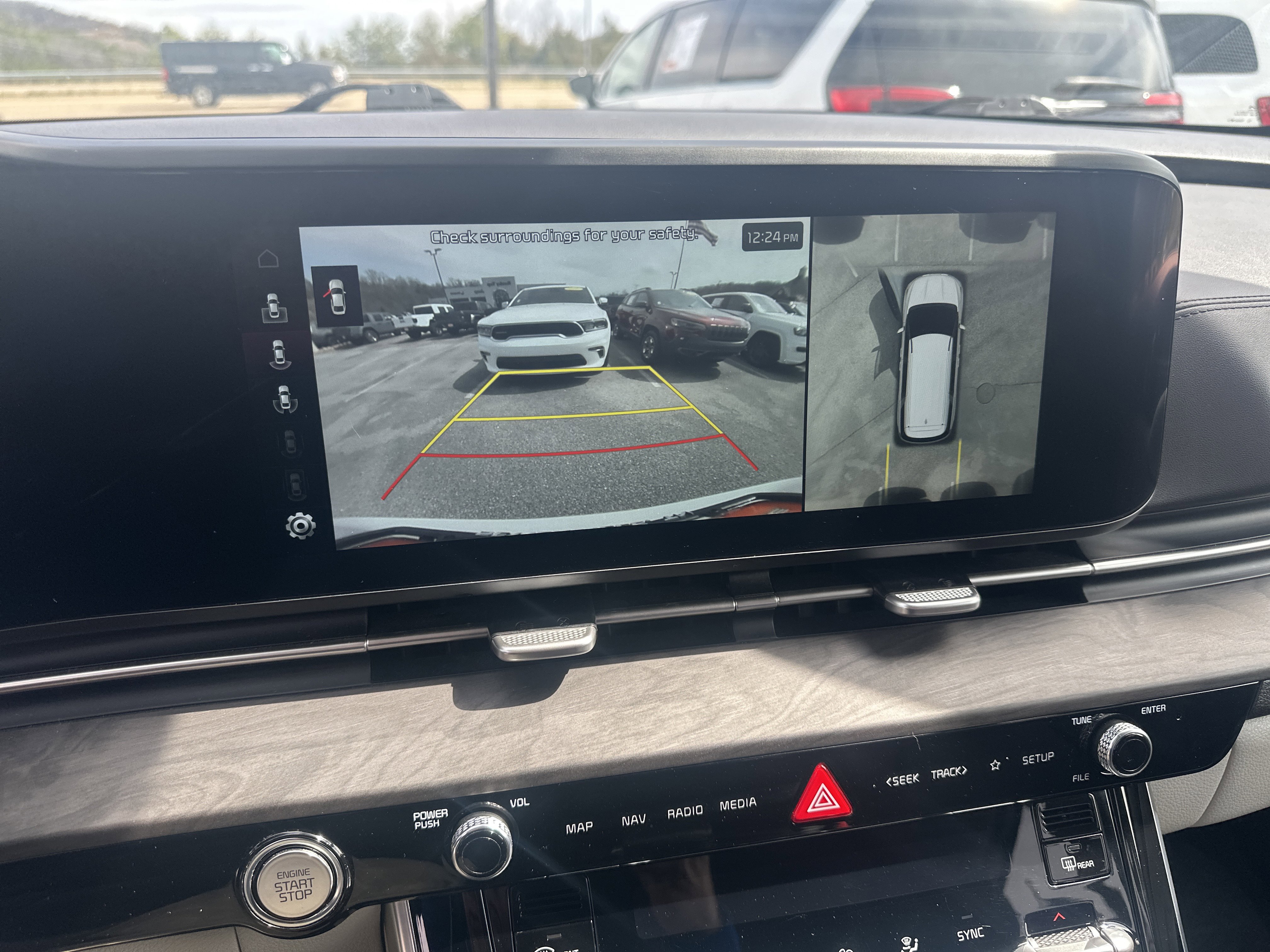 Used 2024 Kia Carnival SX image 37