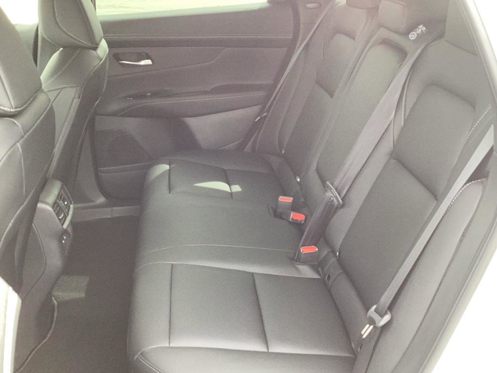 New 2025 Nissan Murano SL image 11