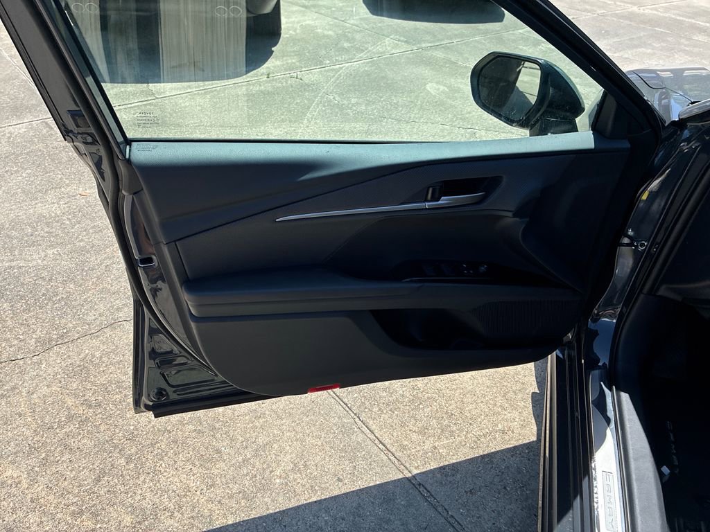 New 2026 Toyota Camry SE image 12