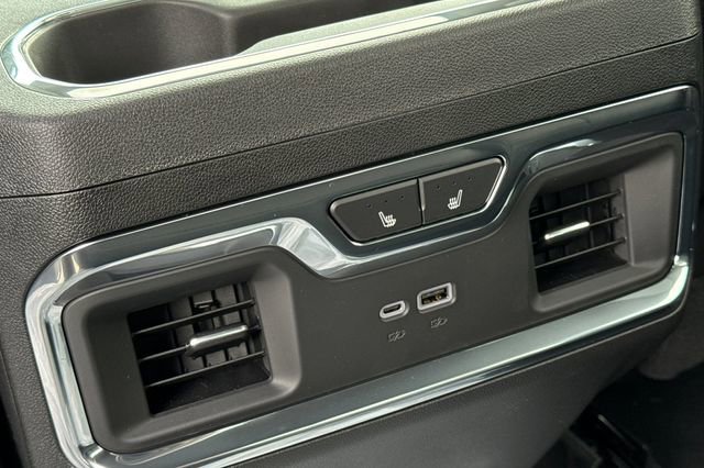 New 2026 GMC Sierra 2500 Denali w/ Denali Reserve Package image 14