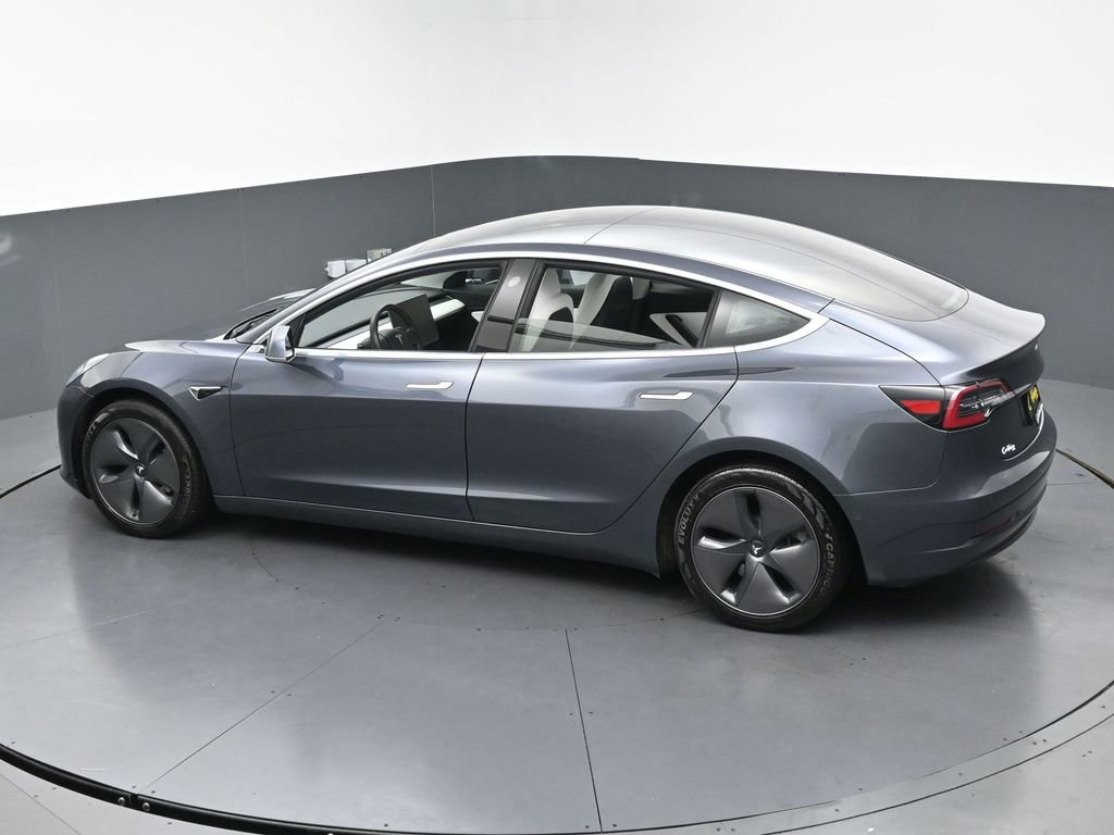 Used 2020 Tesla Model 3 Standard Range Plus RWD image 43