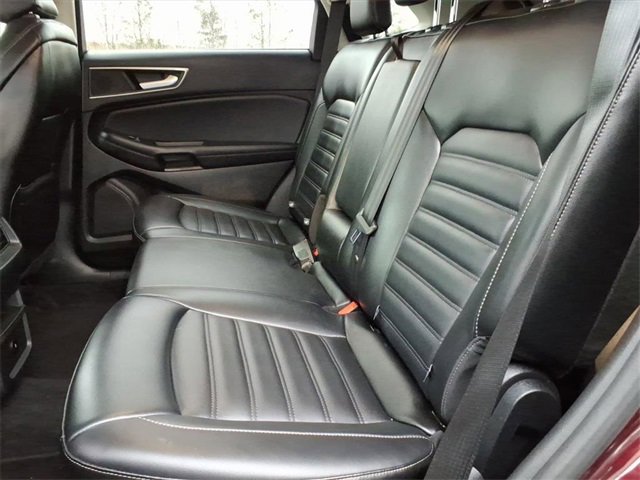 Used 2024 Ford Edge SEL image 11
