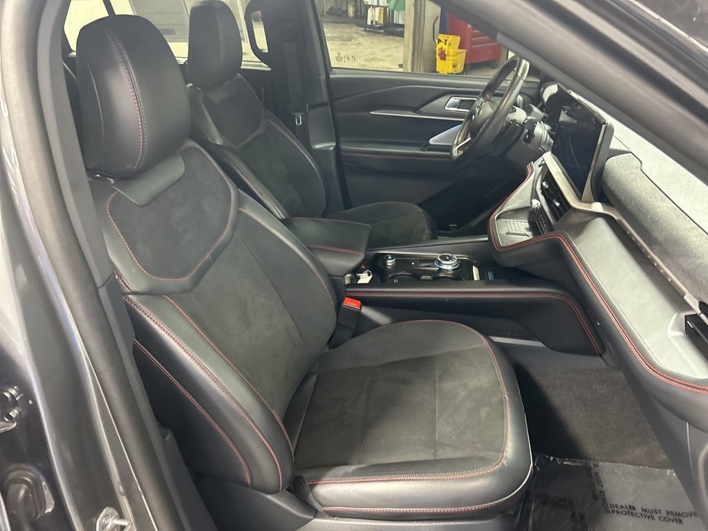 Used 2025 Ford Explorer ST AWD/4WD image 10