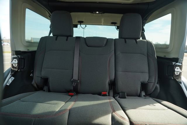 New 2026 Jeep Wrangler Unlimited Rubicon AWD/4WD image 31