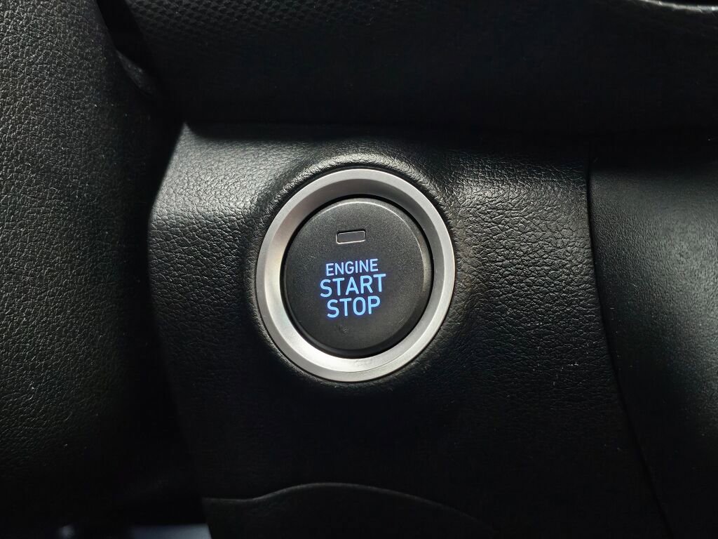 Used 2023 Hyundai Kona Limited image 31