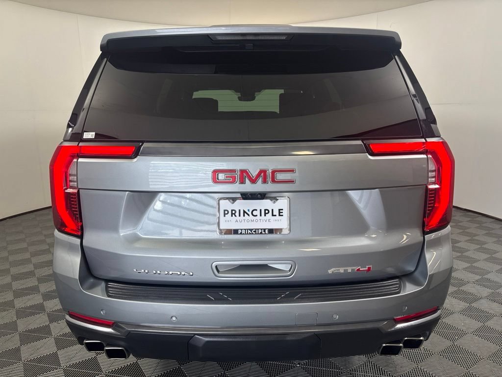 Used 2025 GMC Yukon AT4 w/ AT4 Premium Plus Package AWD/4WD image 6
