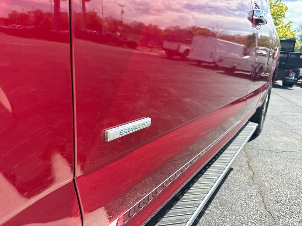 Used 2015 Ford F150 XLT w/ Equipment Group 302A Luxury AWD/4WD image 16