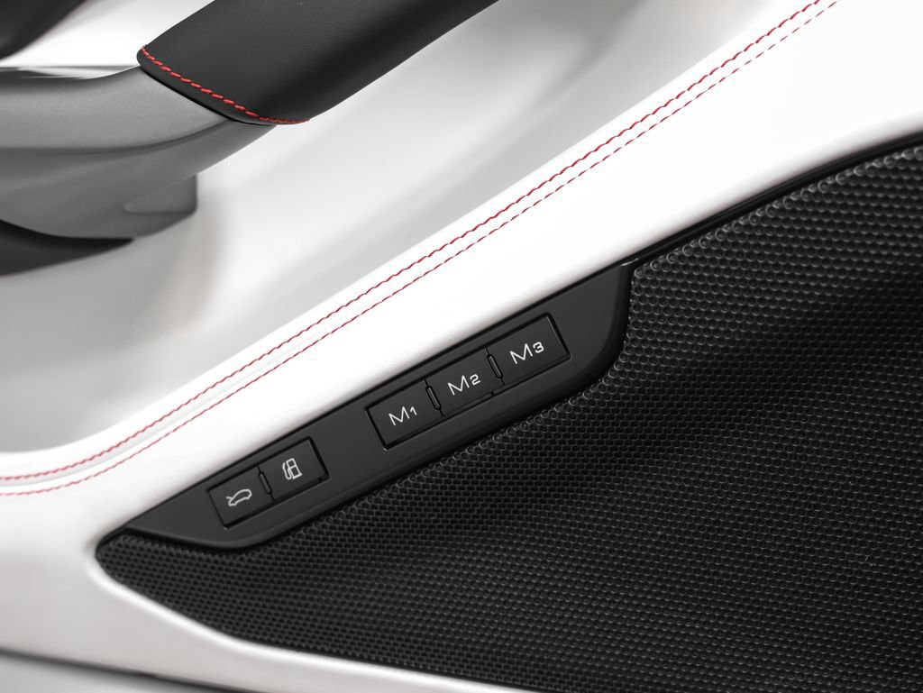 Certified 2022 Ferrari F8 Tributo RWD image 57