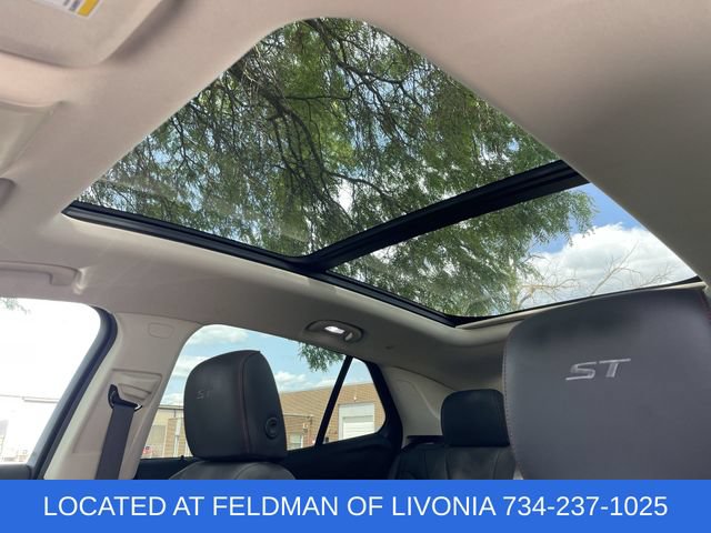 Certified 2023 Buick Envision Essence w/ Sport Touring Package AWD/4WD image 18