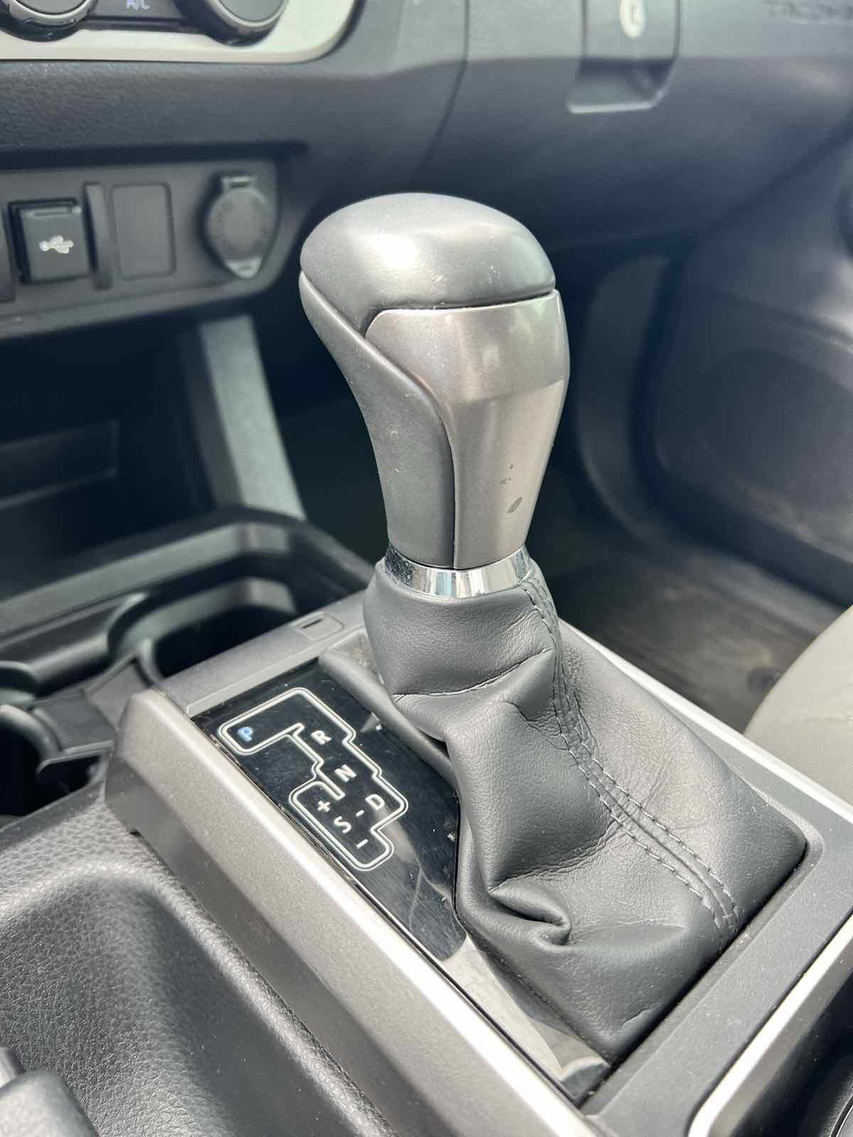 Used 2023 Toyota Tacoma SR5 RWD image 19