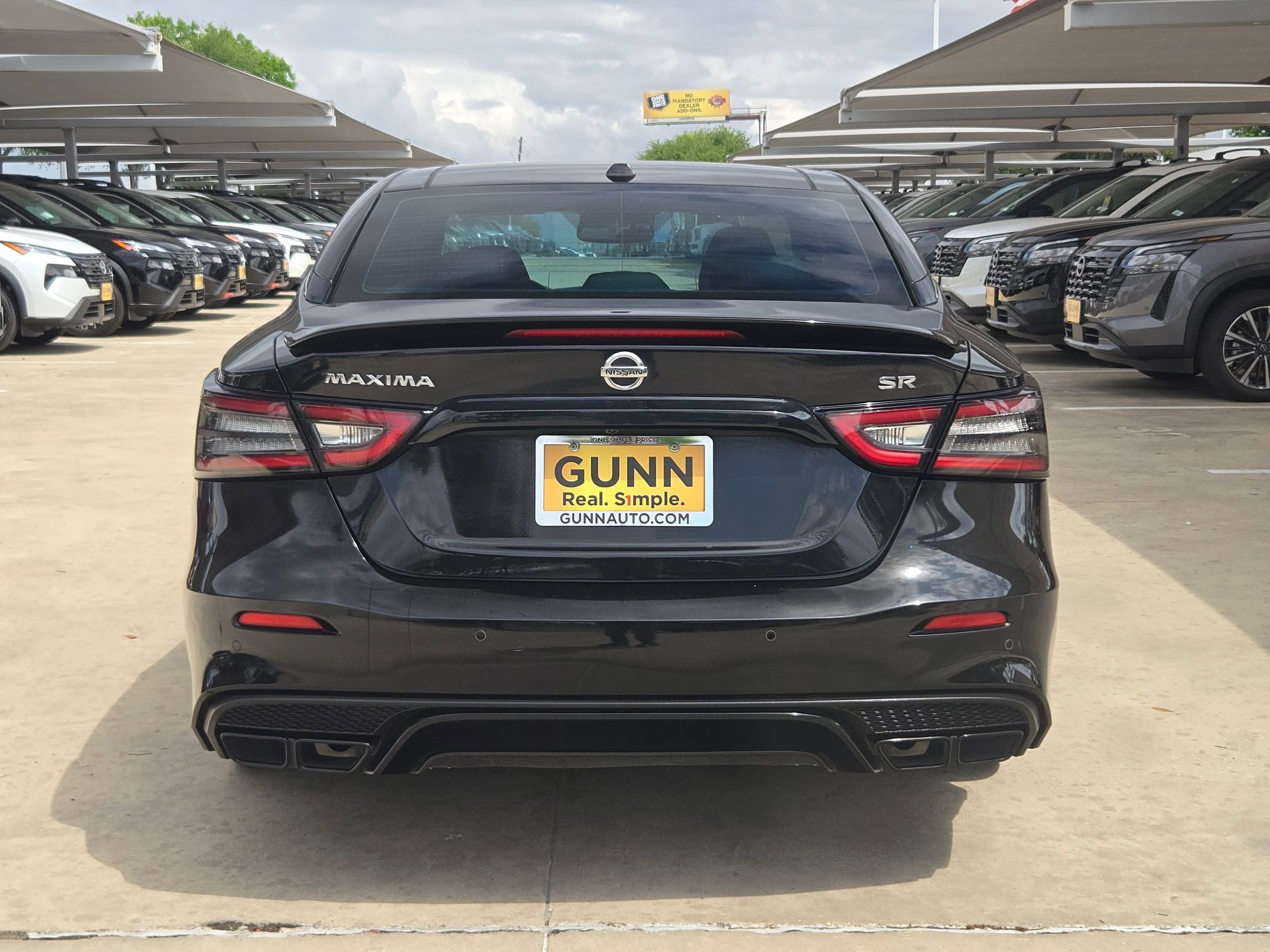 Used 2021 Nissan Maxima SR w/ Sport Mat Group FWD image 4