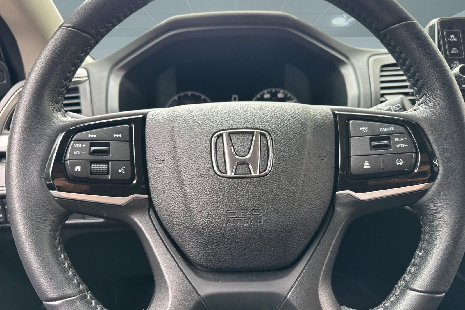 Certified 2025 Honda Odyssey EX-L image 10