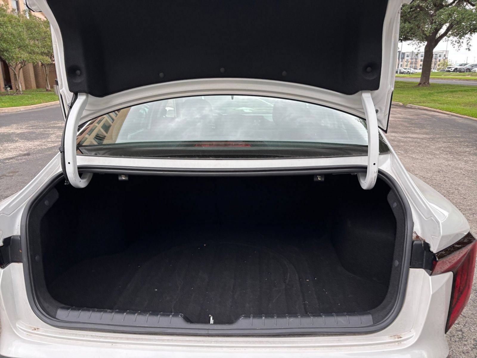 Used 2025 Kia K4 FWD image 25