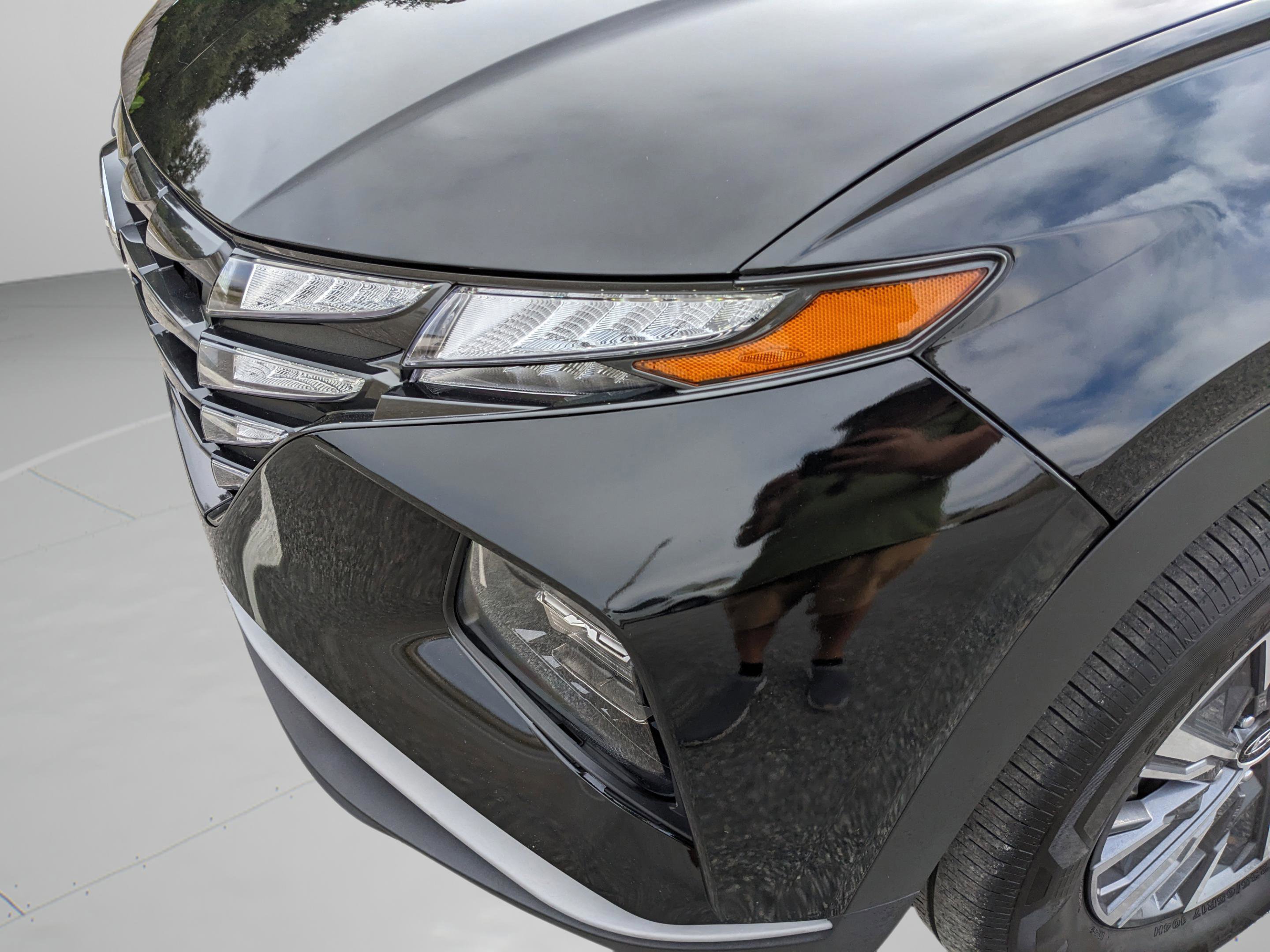 Used 2023 Hyundai Tucson Blue w/ Cargo Package image 10