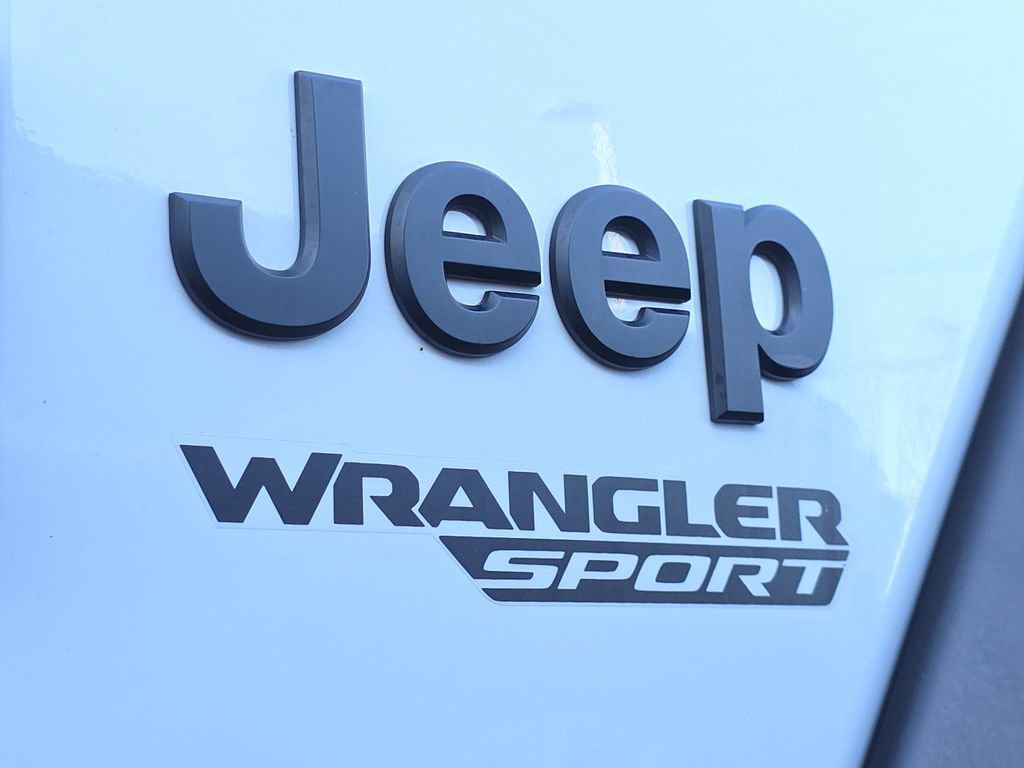 Used 2021 Jeep Wrangler Sport S image 13