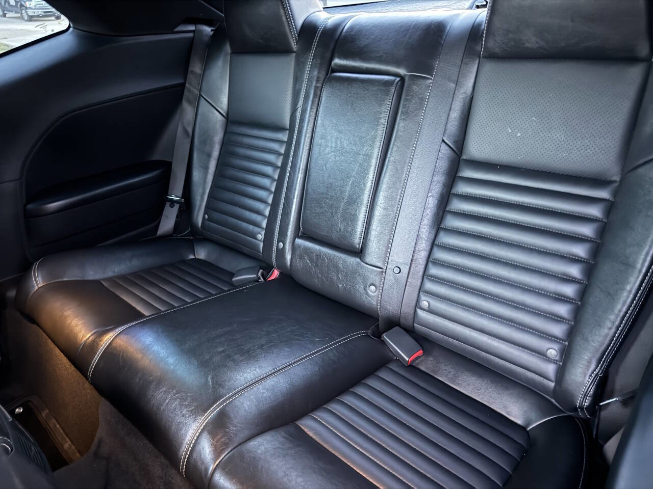 Used 2010 Dodge Challenger R/T image 19