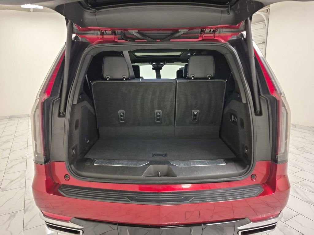 Used 2023 Cadillac Escalade Premium Luxury RWD image 27