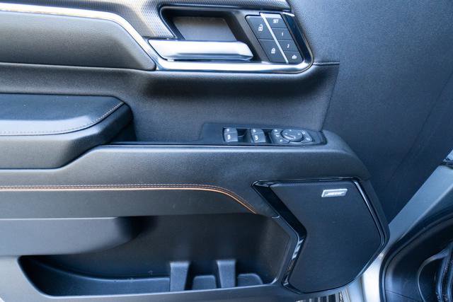 Used 2024 GMC Sierra 2500 AT4 w/ AT4 Premium Plus Package image 15