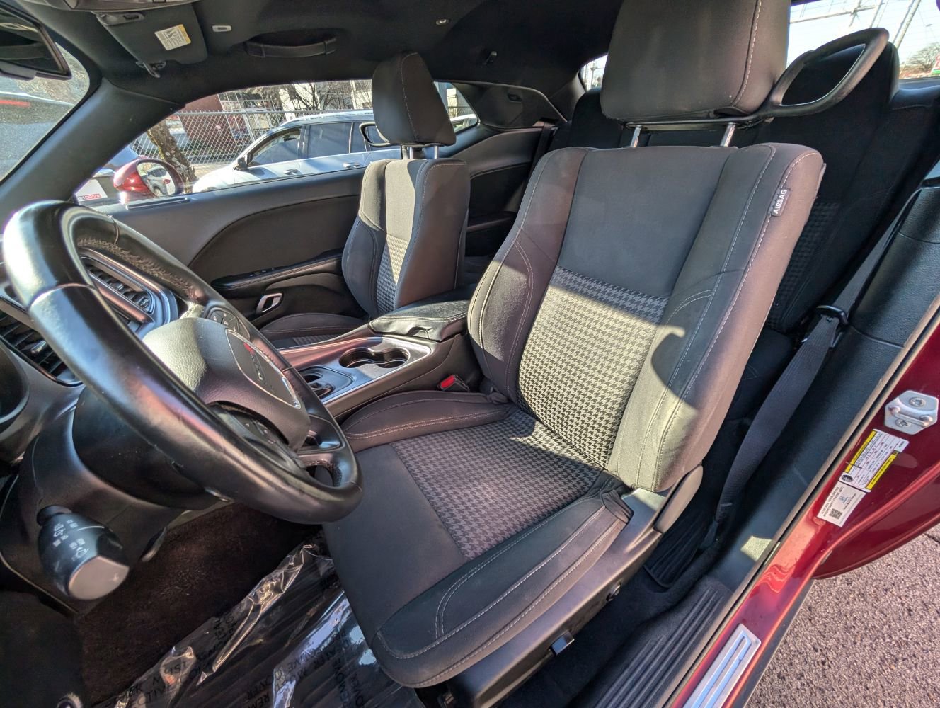 Used 2018 Dodge Challenger SXT image 15