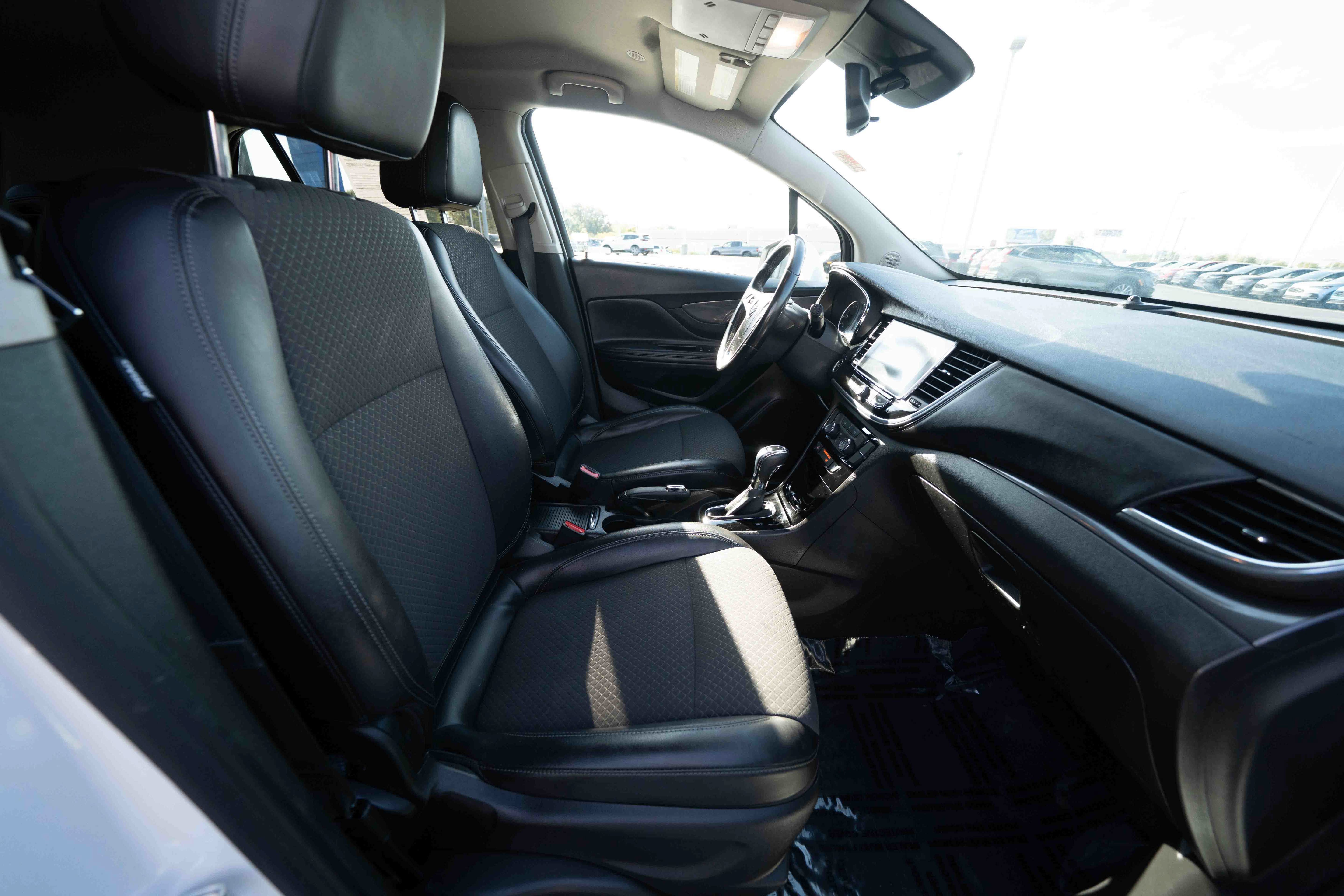 Used 2019 Buick Encore Preferred w/ Safety Package FWD image 27